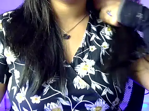 Aaliya02 online show from 1, 3, 2026