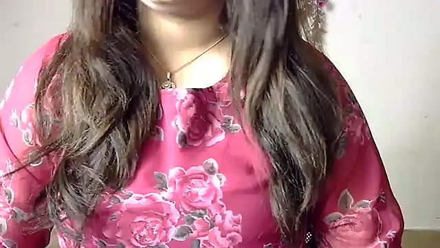 Aaliya02 online show from 16, 6, 2026