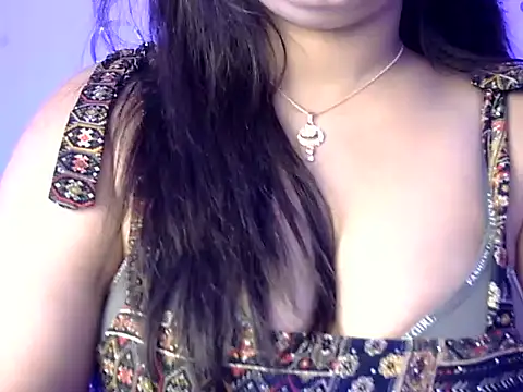 Aaliya02 online show from 7, 4, 2026