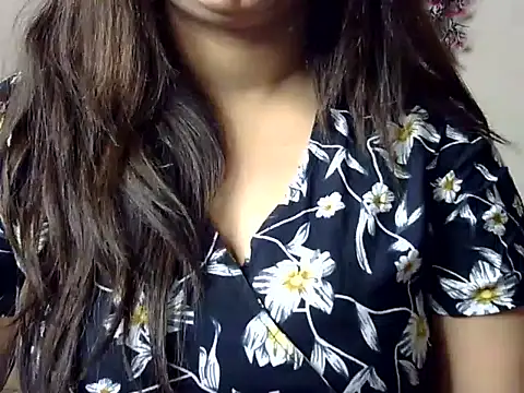 Aaliya02 online show from 4, 6, 2026