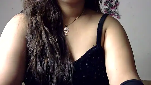 Aaliya02 online show from 18, 6, 2026