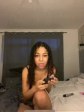 OliviaAshhh online show from 13, 4, 2026