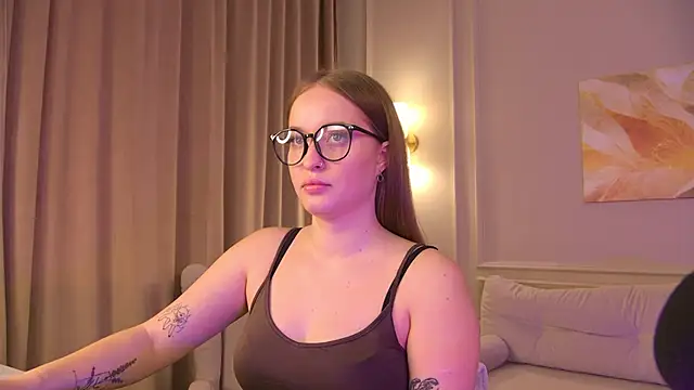 Eva Haris online show from 6, 10, 2025