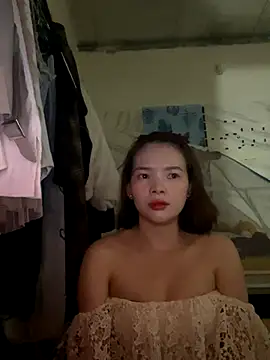 Snapshot of EllieYun chatting on 23, 9, 2025 EllieYun online show from 23, 9, 2025