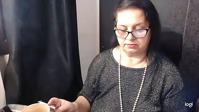 MissSanjanne online show from 18, 11, 2025