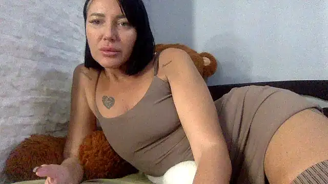 Veymoria online show from 22, 11, 2025