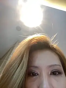 Snapshot of miumiu-66 chatting on 21, 10, 2025 miumiu-66 online show from 21, 10, 2025