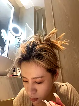 Snapshot of miumiu-66 chatting on 4, 11, 2025 miumiu-66 online show from 4, 11, 2025