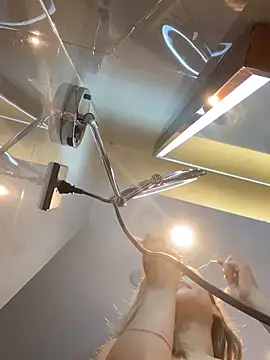 Snapshot of miumiu-66 chatting on 26, 9, 2025 miumiu-66 online show from 26, 9, 2025