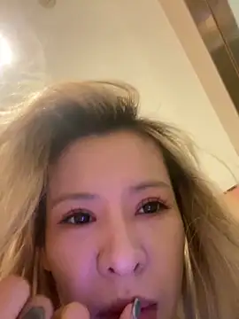 miumiu-66 online show from 28, 2, 2026