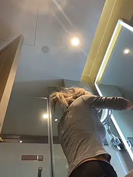 miumiu-66 online show from 12, 2, 2026