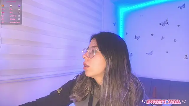 Snapshot of sweettvera chatting on 30, 6, 2026 sweettvera online show from 30, 6, 2026