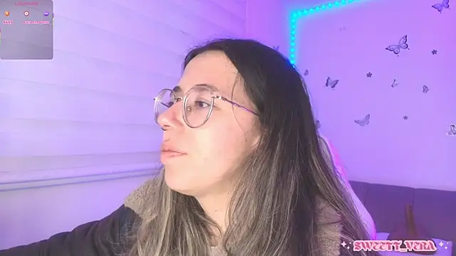 Snapshot of sweettvera chatting on 25, 6, 2026 sweettvera online show from 25, 6, 2026