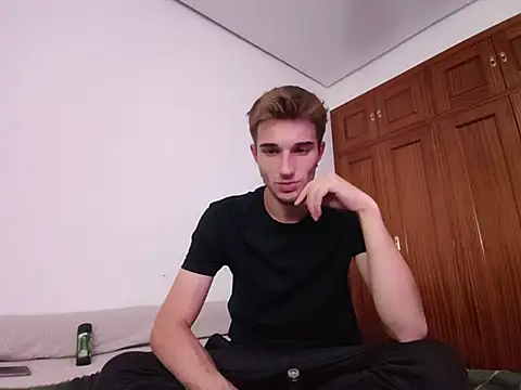 Snapshot of jorgeereyy chatting on 10, 10, 2025 jorgeereyy online show from 10, 10, 2025