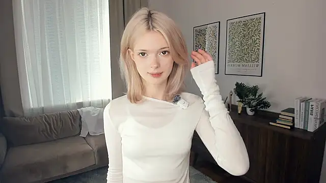 LaureMestler online show from 2, 10, 2025