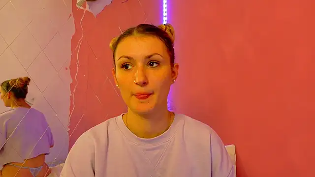 Anaayss  online show from 23, 10, 2025