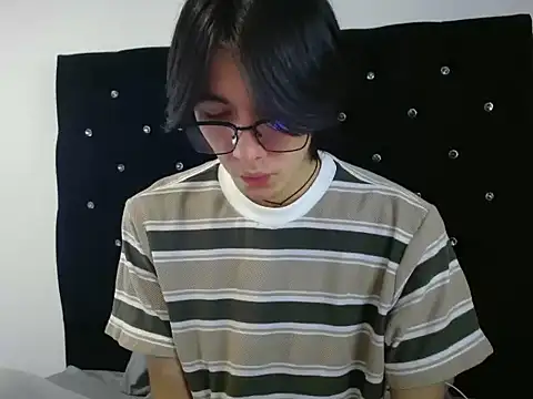 Snapshot of Matti_Mendez_ chatting on 4, 7, 2026 Matti Mendez online show from 4, 7, 2026