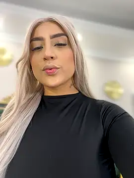 CourtneyRoses online show from 22, 12, 2025