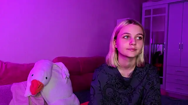 KelleDomin online show from 27, 10, 2025