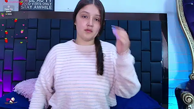 Krystal Heartss online show from 28, 10, 2025