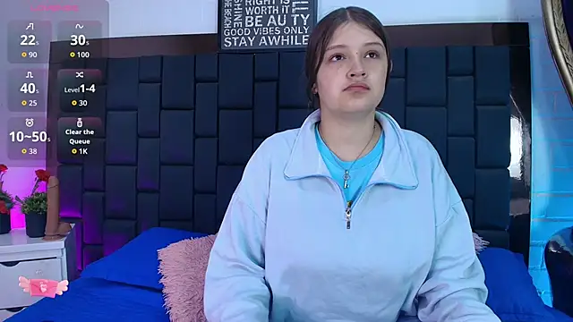 Krystal Heartss online show from 25, 11, 2025