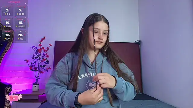 Snapshot of Krystal_Heartss chatting on 18, 2, 2026 Krystal Heartss online show from 18, 2, 2026