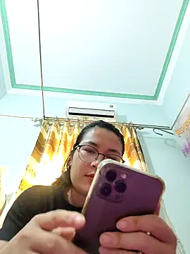 Linda-pusy online show from 6, 11, 2025