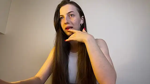 Prettyyy Angel online show from 15, 4, 2026