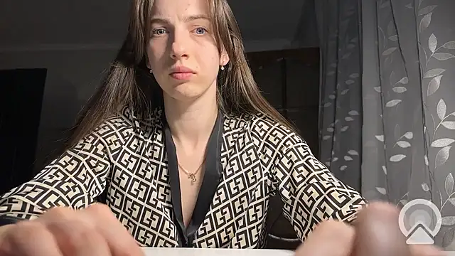 Prettyyy Angel online show from 18, 1, 2026