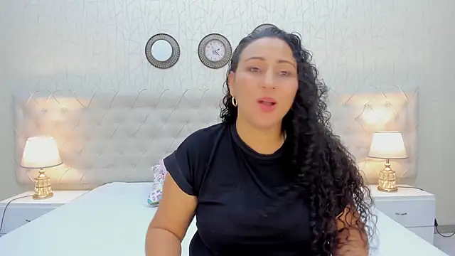 VaniaRose online show from 12, 10, 2025