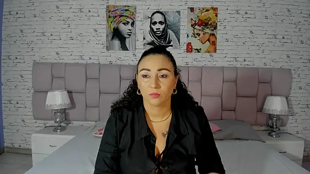 VaniaRose online show from 23, 10, 2025