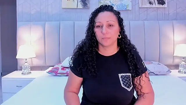 VaniaRose online show from 1, 12, 2025