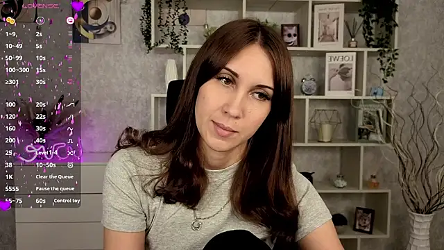 DreamVelour online show from 16, 10, 2025