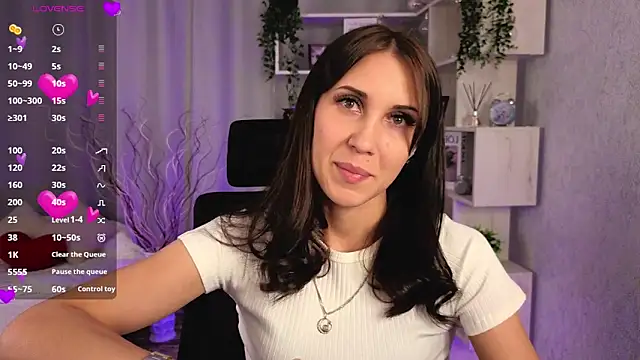 DreamVelour online show from 11, 11, 2025