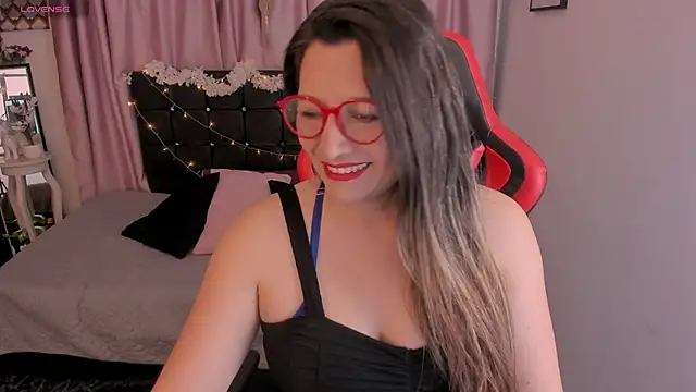 Hanna MA online show from 5, 12, 2025