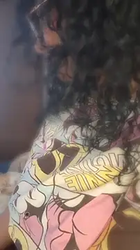 Snapshot of LondonHilton chatting on 24, 2, 2026 LondonHilton online show from 24, 2, 2026