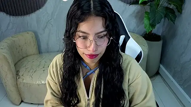 elowhyn dior tp online show from 1, 10, 2025