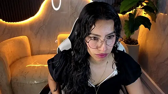 elowhyn dior tp online show from 2, 10, 2025