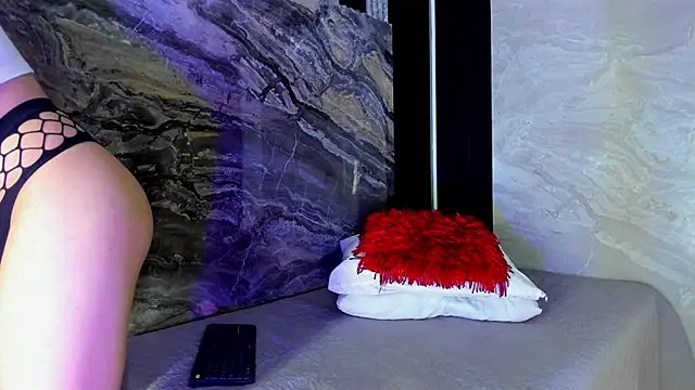 Ellis-Brown online show from 9, 11, 2025