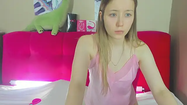 Angel Leeks online show from 22, 11, 2025