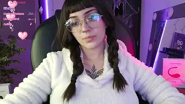 LesRose online show from 21, 10, 2025