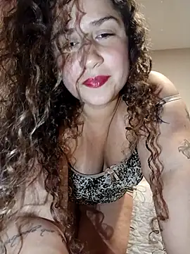 Moranguinha2234 online show from 5, 5, 2026