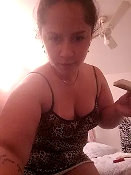 Moranguinha2234 online show from 23, 9, 2025