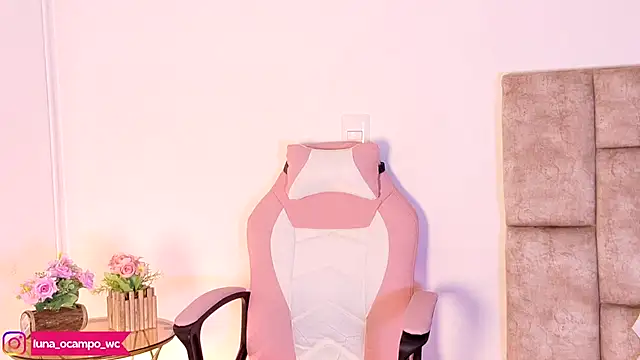 LunaOcampo  online show from 16, 11, 2025