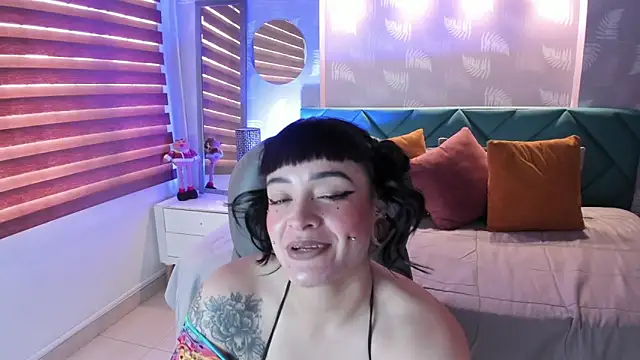 Antonela vargas online show from 24, 11, 2025