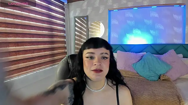 Antonela vargas online show from 7, 4, 2026