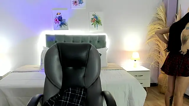 Antonela vargas online show from 28, 10, 2025