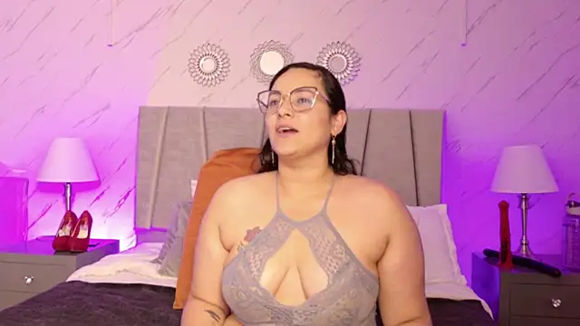 Snapshot of Michell_Monet chatting on 21, 7, 2026 Michell Monet online show from 21, 7, 2026