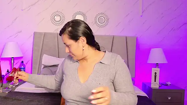 Snapshot of Michell_Monet chatting on 8, 7, 2026 Michell Monet online show from 8, 7, 2026
