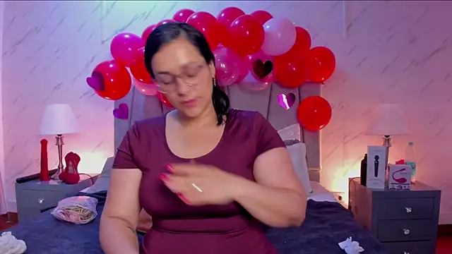 Michell Monet online show from 12, 2, 2026